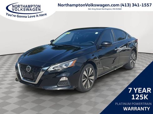 Used 2022 Nissan Altima 2.5 SV w/ SV Premium Package AWD/4WD image 1