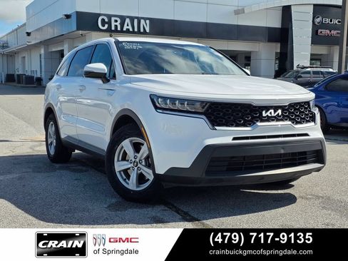 Used 2023 Kia Sorento LX FWD image 1