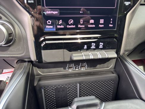 New 2026 RAM 1500 Big Horn AWD/4WD image 33