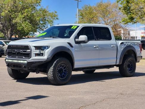 Used 2017 Ford F150 Raptor w/ Equipment Group 802A Luxury AWD/4WD image 2