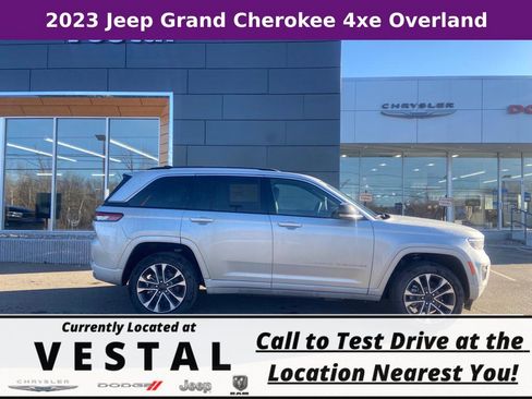 New 2023 Jeep Grand Cherokee Overland image 11