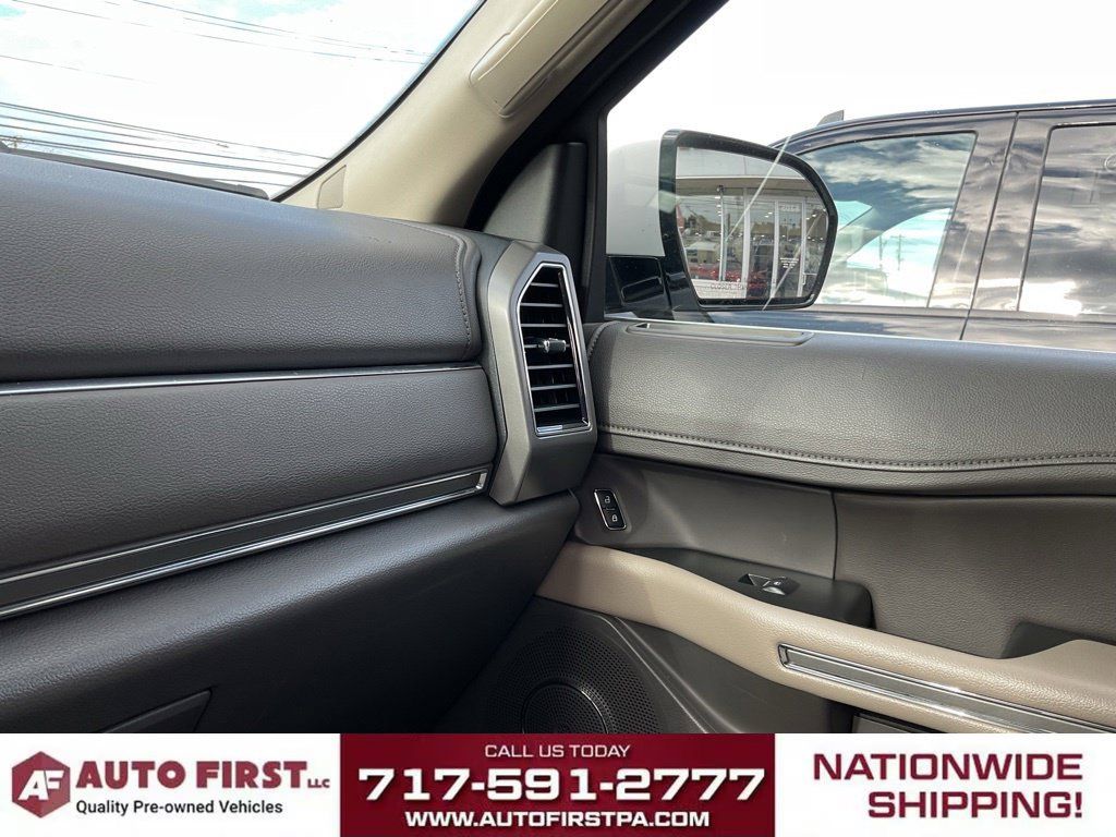 Used 2020 Ford Expedition Max XLT w/ Equipment Group 202A AWD/4WD image 26