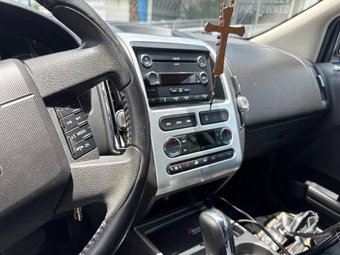 Used 2010 Ford Edge SEL FWD image 21