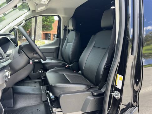 New 2025 Ford Transit 250 Low Roof w/ Load Area Protection Package RWD image 14