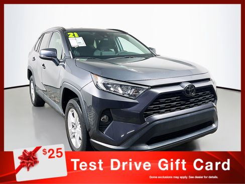 Used 2021 Toyota RAV4 XLE image 1