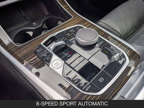 Used 2025 BMW X5 xDrive50e image 16