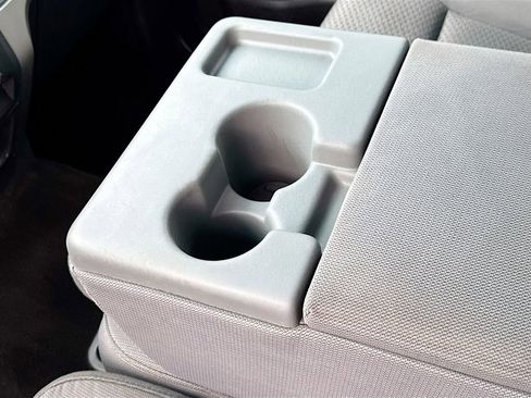 Used 2012 Ford F150 XLT w/ XLT Chrome Pkg image 21