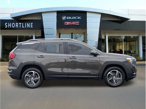 Used 2019 GMC Terrain SLT w/ Preferred Package AWD/4WD image 2