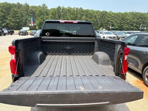 Used 2025 Chevrolet Silverado 1500 Custom Trail Boss w/ Turbomax Blackout Package AWD/4WD image 15