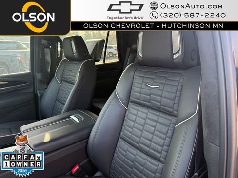 Used 2024 Cadillac Escalade V w/ Heavy-Duty Trailer Package image 12