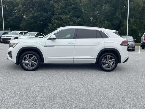 Certified 2024 Volkswagen Atlas Cross Sport SEL R-Line AWD/4WD image 5