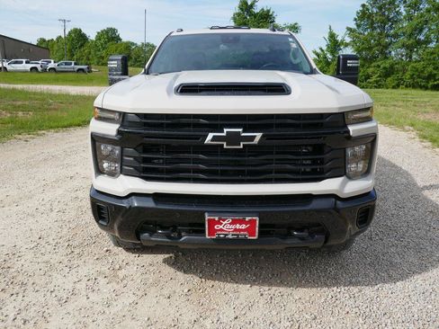 New 2026 Chevrolet Silverado 2500 Custom w/ Custom Value Package AWD/4WD image 9