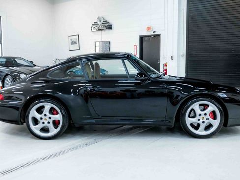 Used 1998 Porsche 911 Carrera 4S image 7