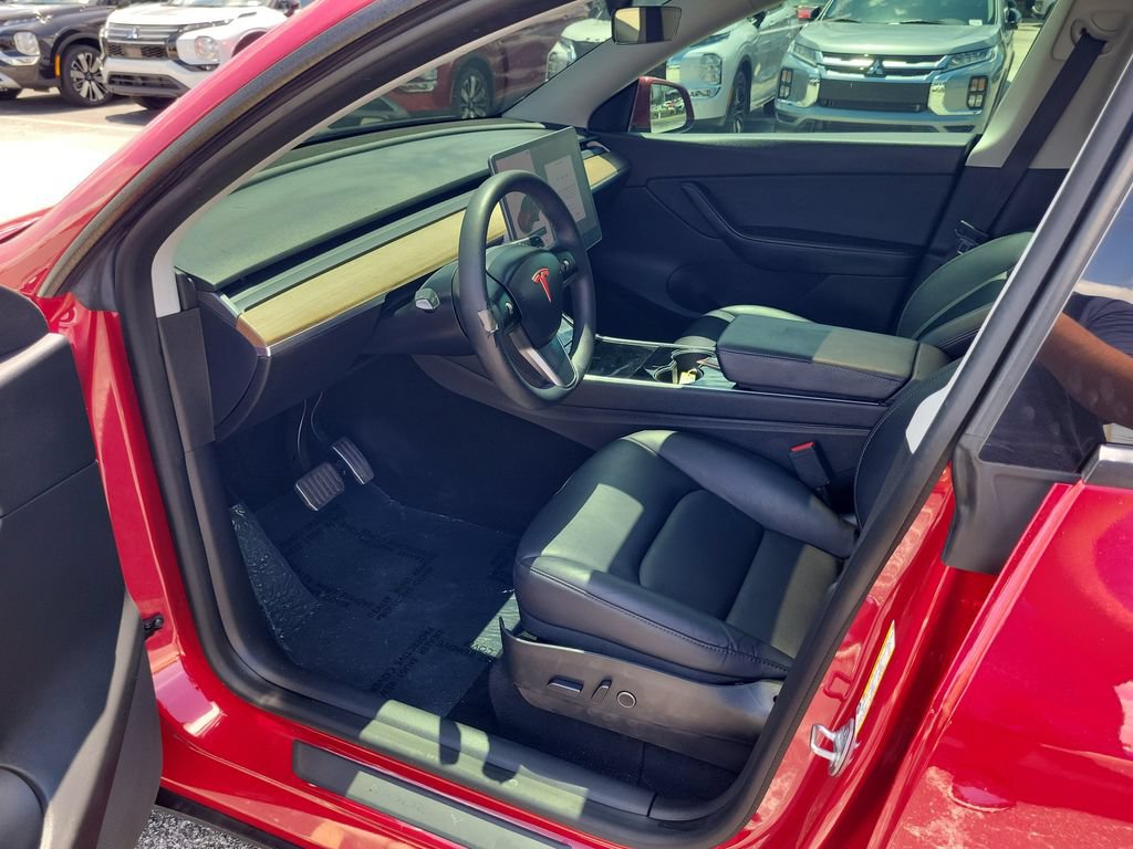 Used 2021 Tesla Model Y Long Range AWD/4WD image 15