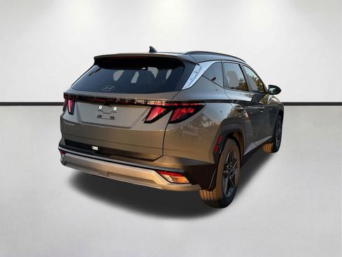 New 2026 Hyundai Tucson SEL FWD image 3