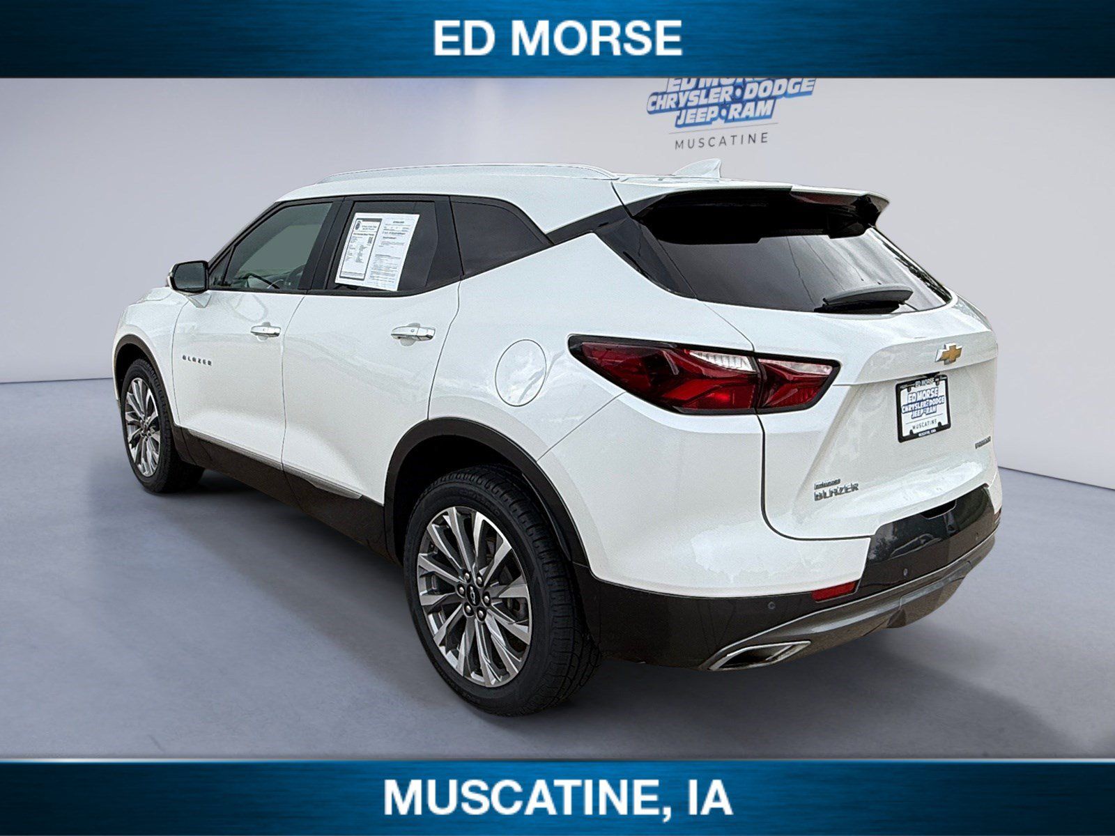 Used 2022 Chevrolet Blazer Premier AWD/4WD image 3