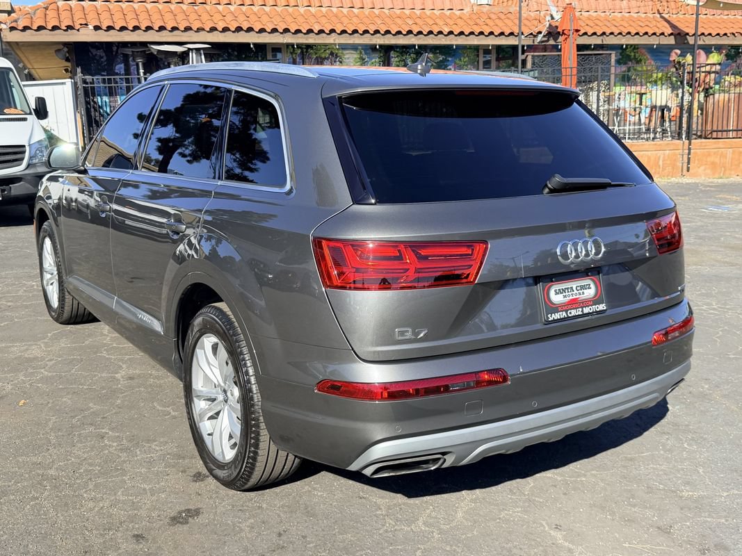 Used 2019 Audi Q7 2.0T Premium w/ Convenience Package AWD/4WD image 4