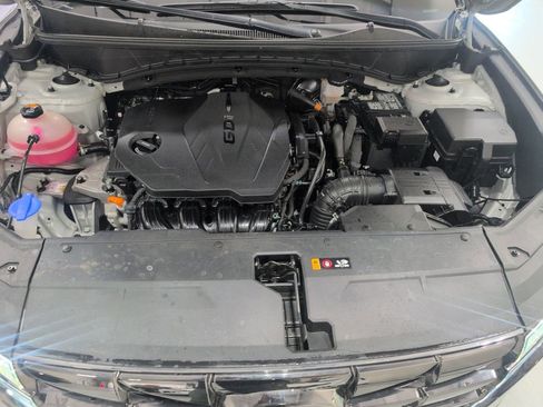 Certified 2022 Hyundai Tucson Limited w/ Cargo Package AWD/4WD image 23