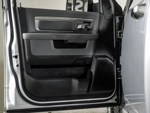 Used 2018 RAM 2500 Big Horn AWD/4WD image 30