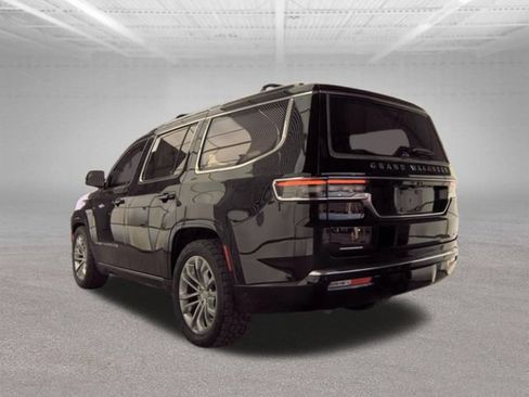 Used 2022 Jeep Grand Wagoneer Series II w/ Premium Group II AWD/4WD image 3