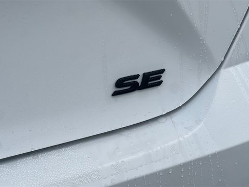 New 2026 Toyota Camry SE Nightshade image 25