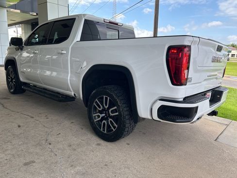 Used 2021 GMC Sierra 1500 AT4 w/ AT4 Preferred Package AWD/4WD image 5