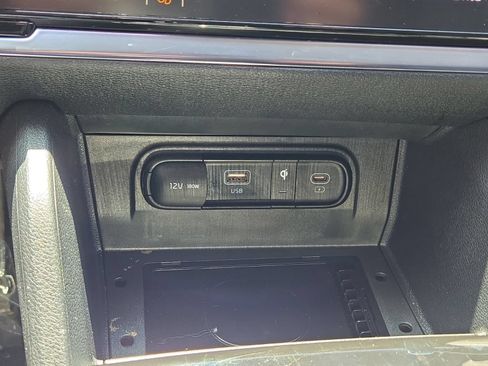 Used 2023 Kia Sportage EX FWD image 26