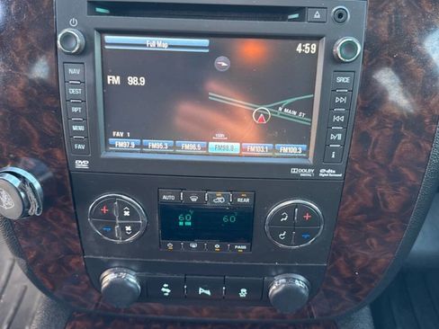 Used 2014 GMC Yukon Denali image 11