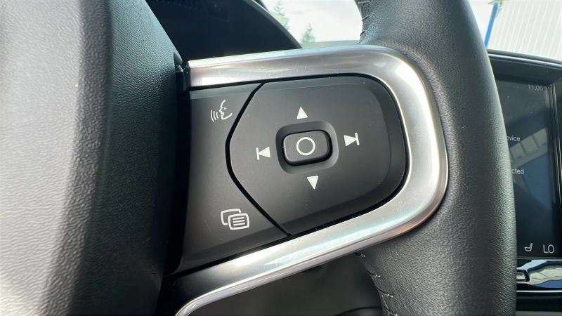 Used 2019 Volvo XC40 T5 Inscription AWD/4WD image 23