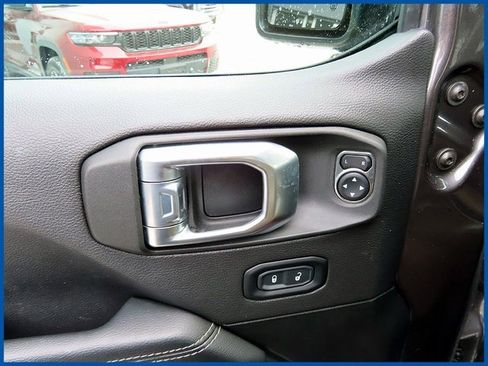 Certified 2022 Jeep Wrangler Unlimited Rubicon w/ LED Lighting Group image 13