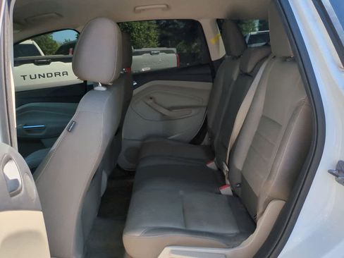 Used 2016 Ford Escape SE w/ Equipment Group 201A FWD image 13