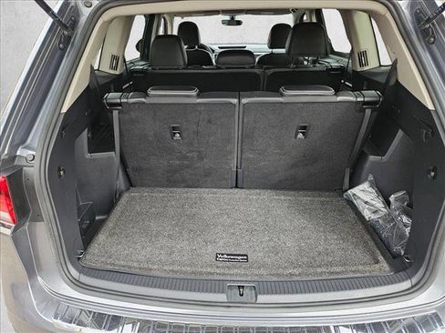 Used 2023 Volkswagen Atlas SE image 7