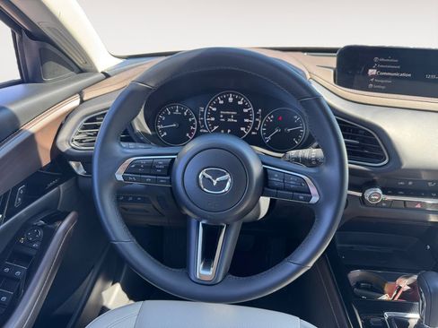 Used 2025 MAZDA CX-30 AWD 2.5 S w/ Premium Package image 12