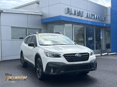 Used 2022 Subaru Outback Onyx Edition XT w/ Popular Package #2 AWD/4WD image 1
