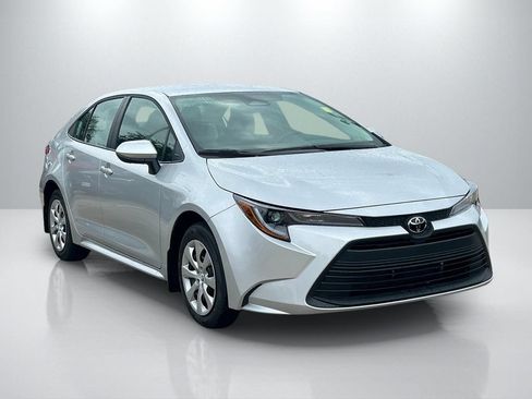 Certified 2026 Toyota Corolla LE FWD image 3