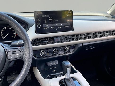 Certified 2026 Honda HR-V LX image 9