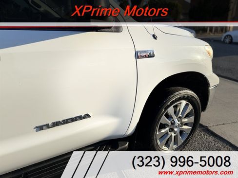Used 2012 Toyota Tundra Limited w/ Platinum Pkg AWD/4WD image 10