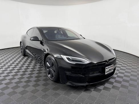 Used 2021 Tesla Model S Plaid image 5