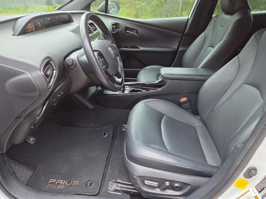 Used 2021 Toyota Prius FWD image 24