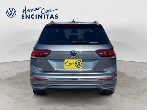 Certified 2023 Volkswagen Tiguan SE FWD image 4