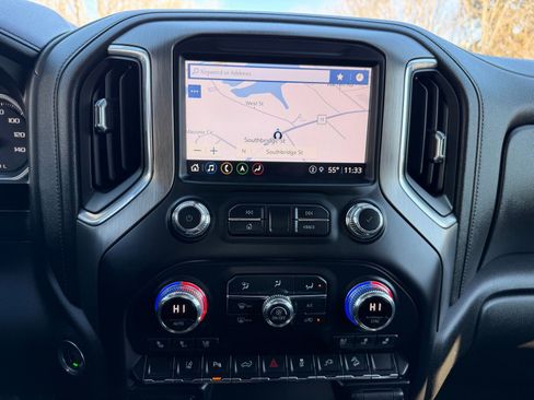 Used 2022 GMC Sierra 2500 Denali w/ Technology Package image 15