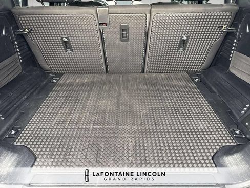 Used 2025 Land Rover Defender 110 S AWD/4WD image 30