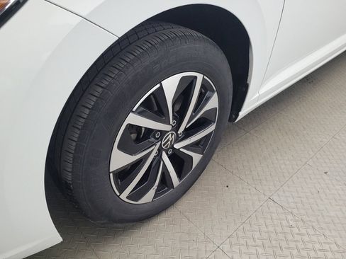 Used 2024 Volkswagen Jetta S FWD image 31