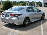Used 2021 Toyota Camry SE image 6