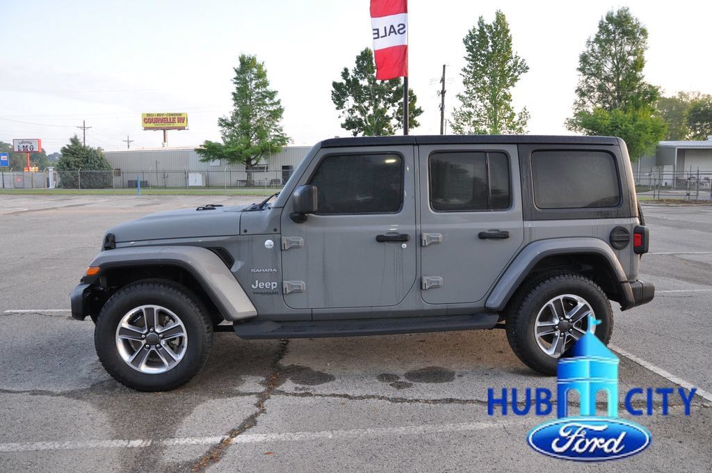 Used 2021 Jeep Wrangler Unlimited Sahara AWD/4WD image 2