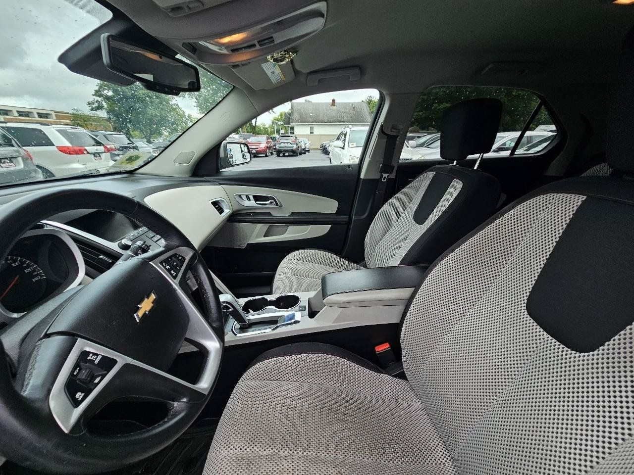 Used 2012 Chevrolet Equinox LT AWD/4WD image 19
