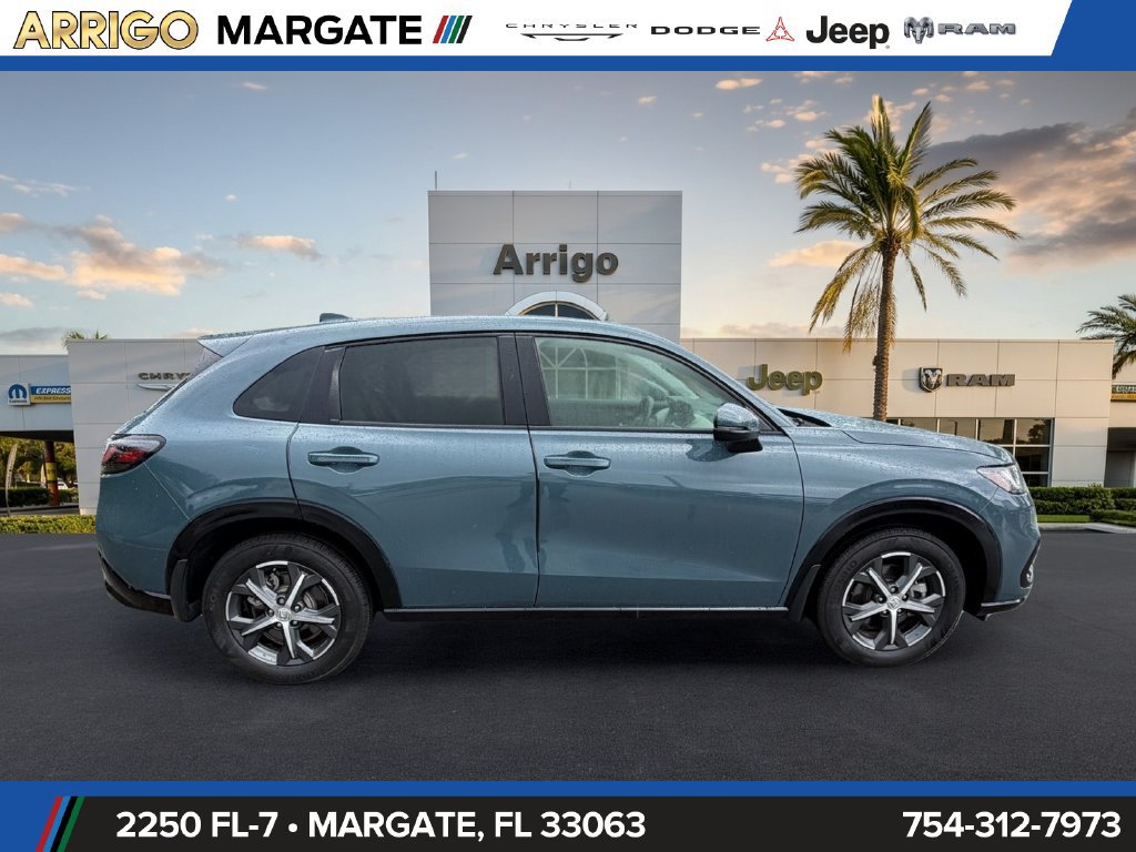 Used 2023 Honda HR-V EX-L image 8