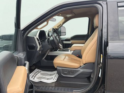 Used 2022 Ford F250 Lariat w/ Lariat Ultimate Package AWD/4WD image 11