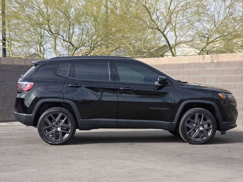 New 2026 Jeep Compass Latitude AWD/4WD image 15