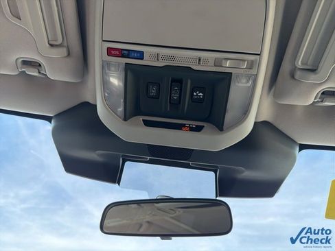 Used 2023 Subaru Forester Limited image 43